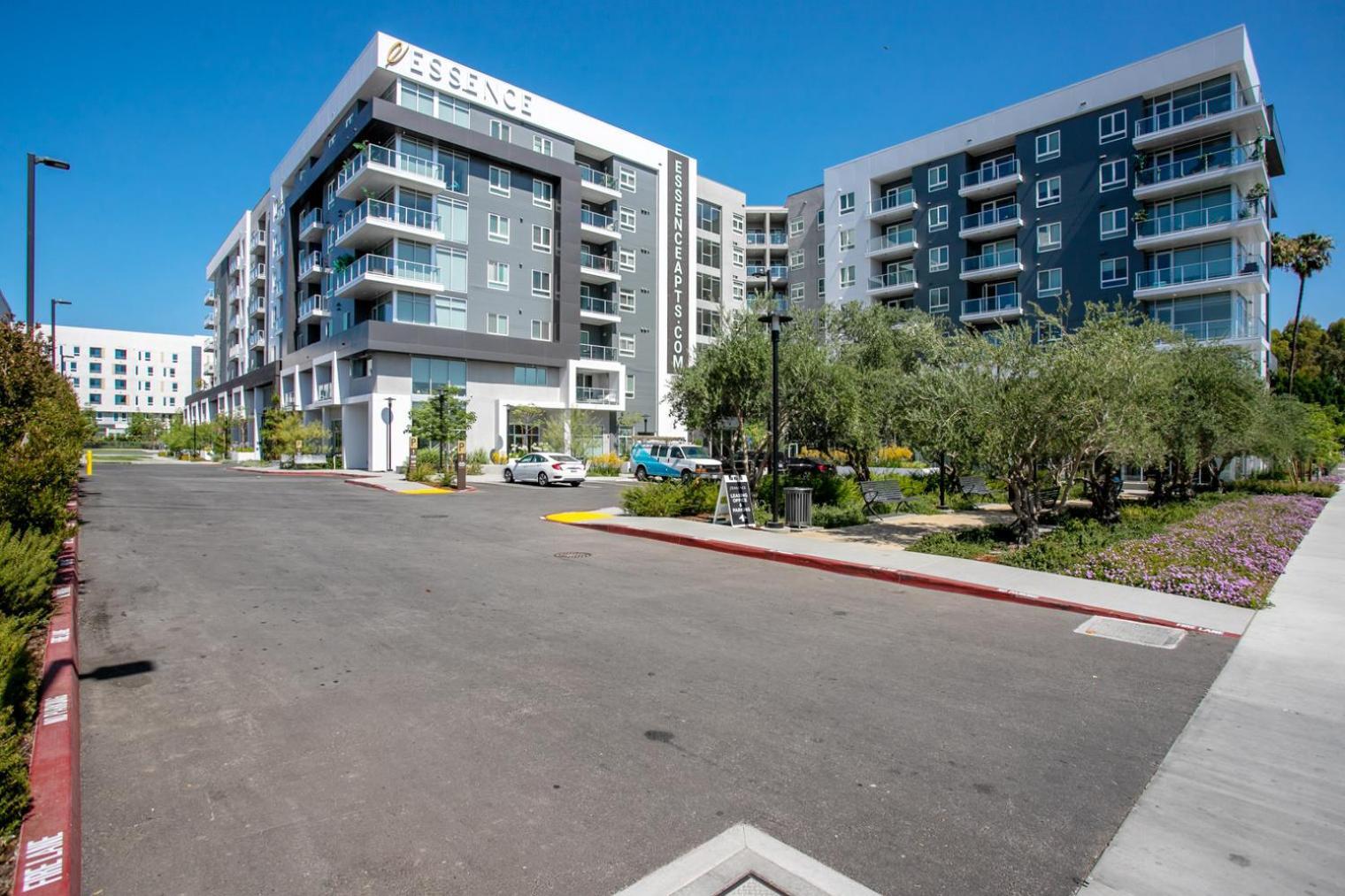 Woodland Hills 1br W Gym Pool Nr 101 Lax-831 Appartement