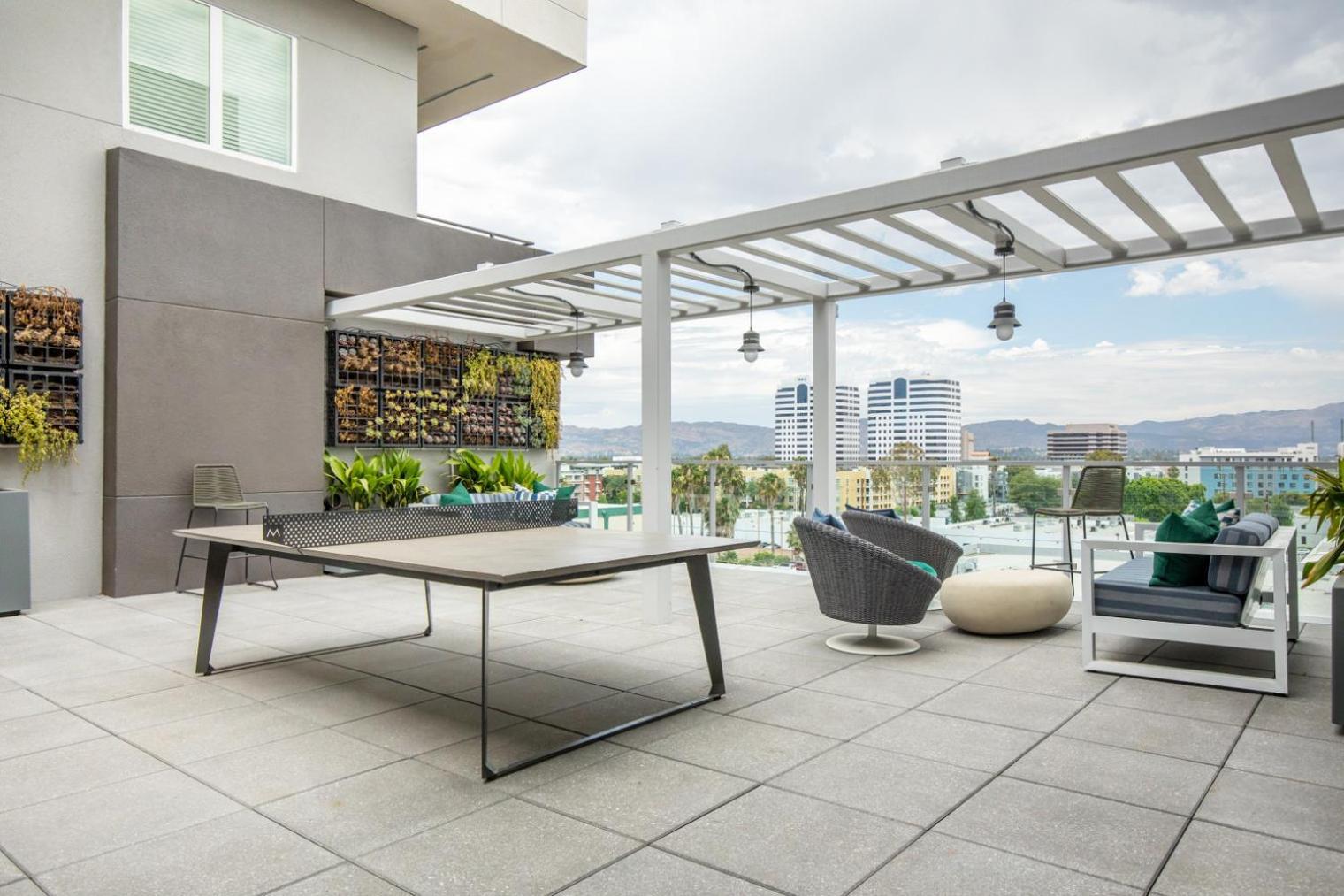 Woodland Hills 1br W Gym Pool Nr 101 Lax-831 Appartement